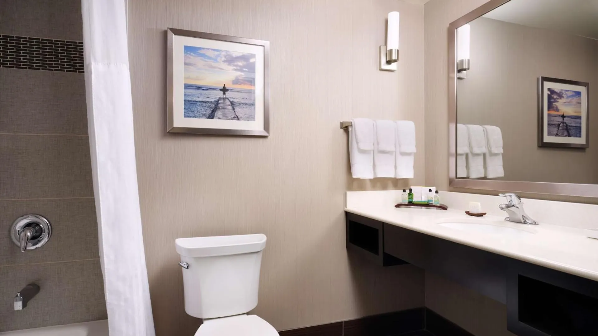 Hilton Garden Inn Los Angeles/Redondo Beach 3*,